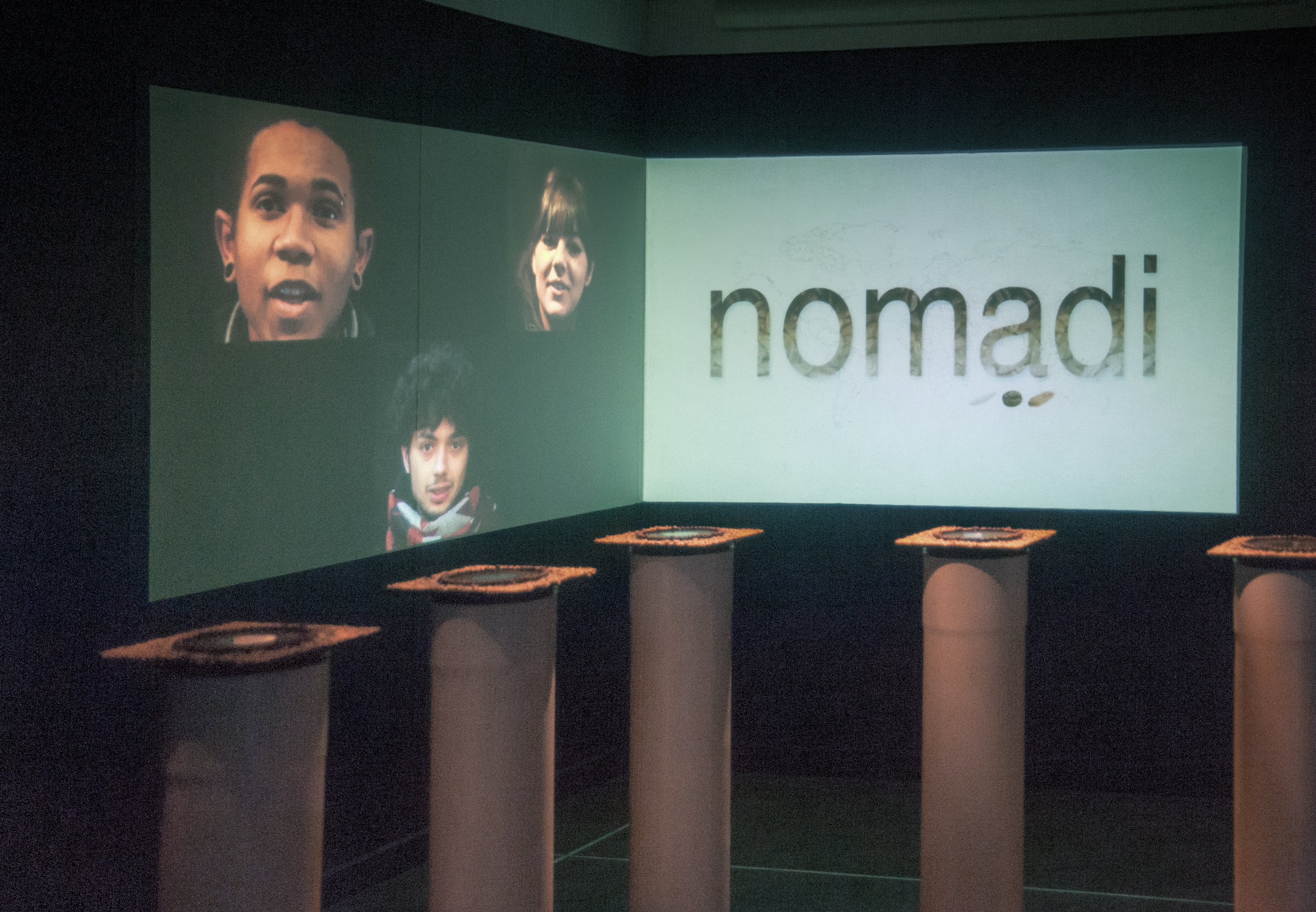 Installazione interattiva NOMADI. Nuove forme di narrazione